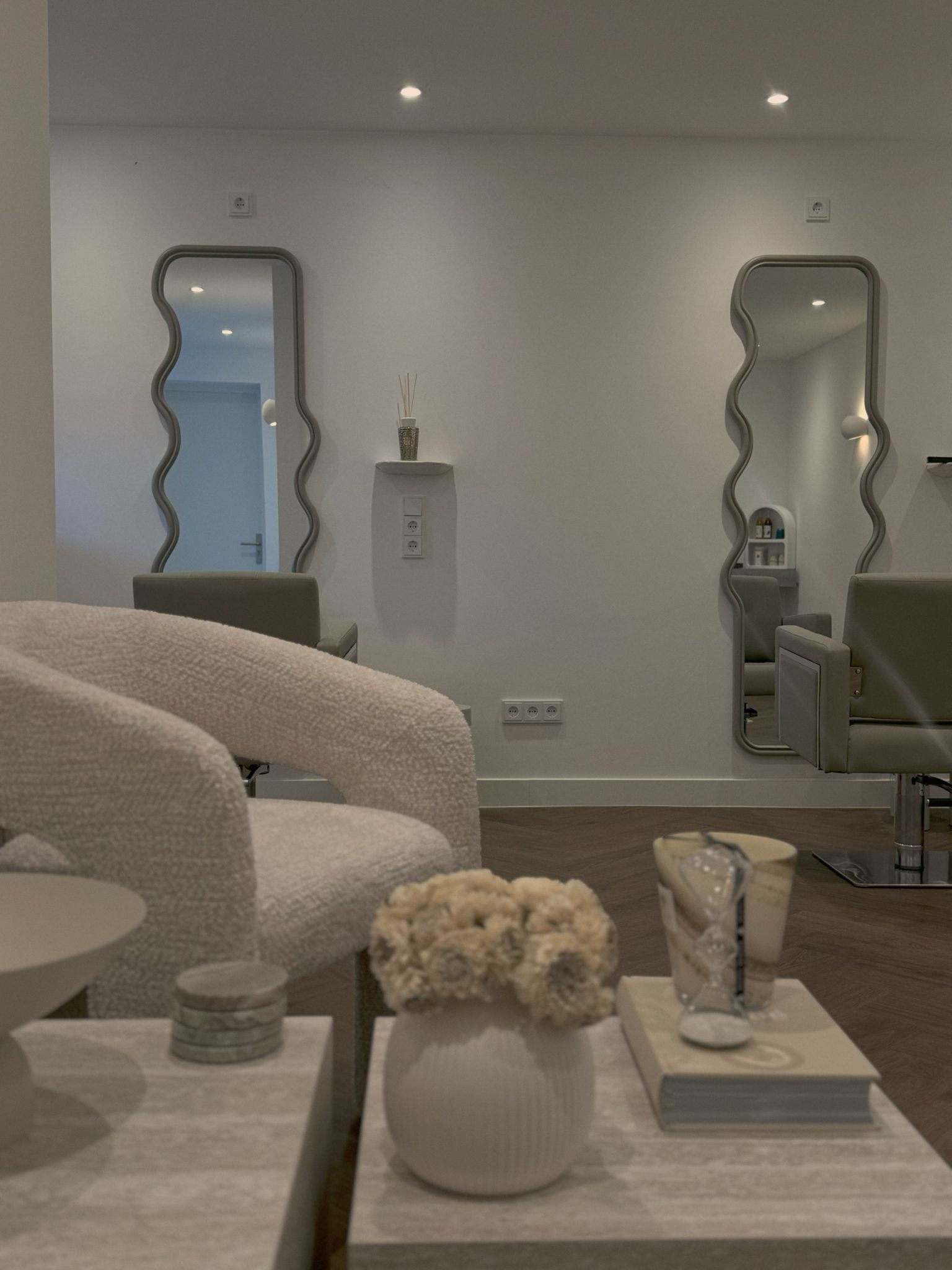SYM Beauty salon interieur